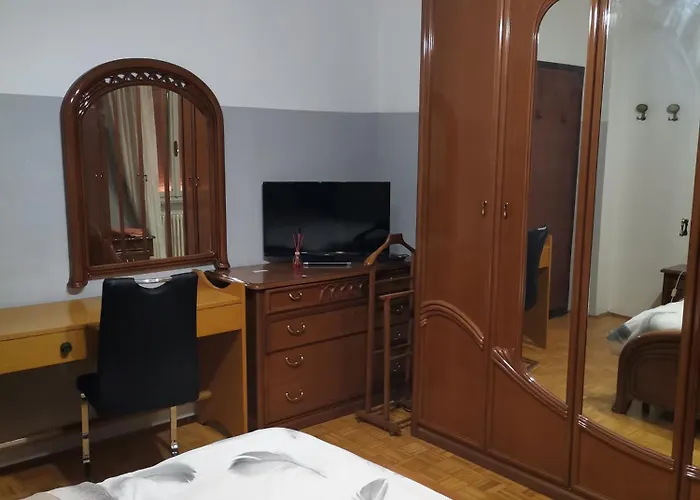 Δωμάτια σε οικογενειακή κατοικία Matrimoniale Pordenone